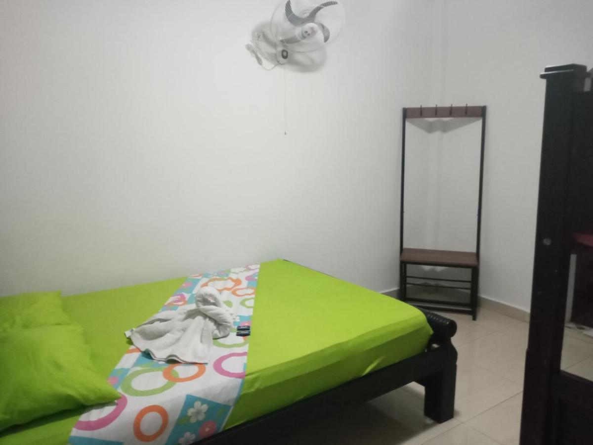بالومينو Hostal Cuyagua المظهر الخارجي الصورة