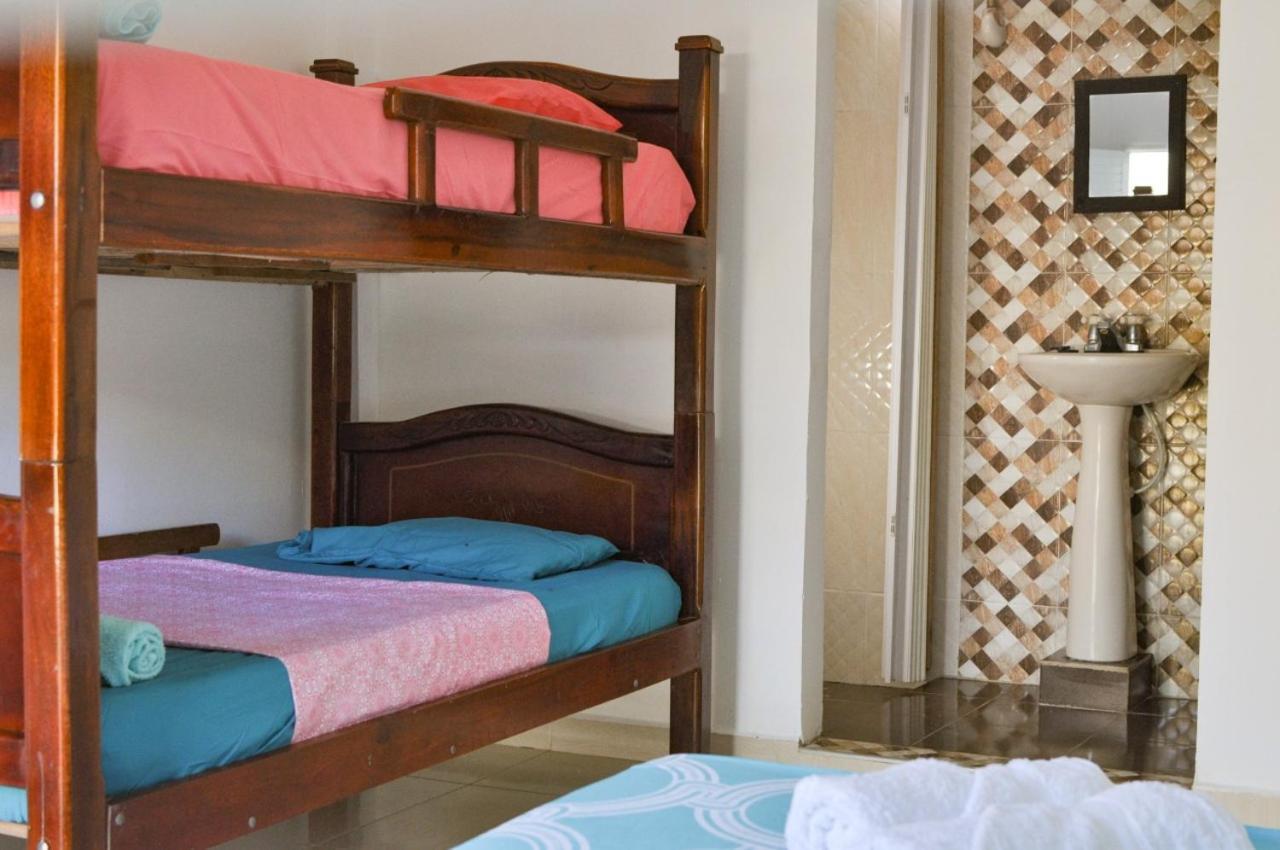 بالومينو Hostal Cuyagua المظهر الخارجي الصورة